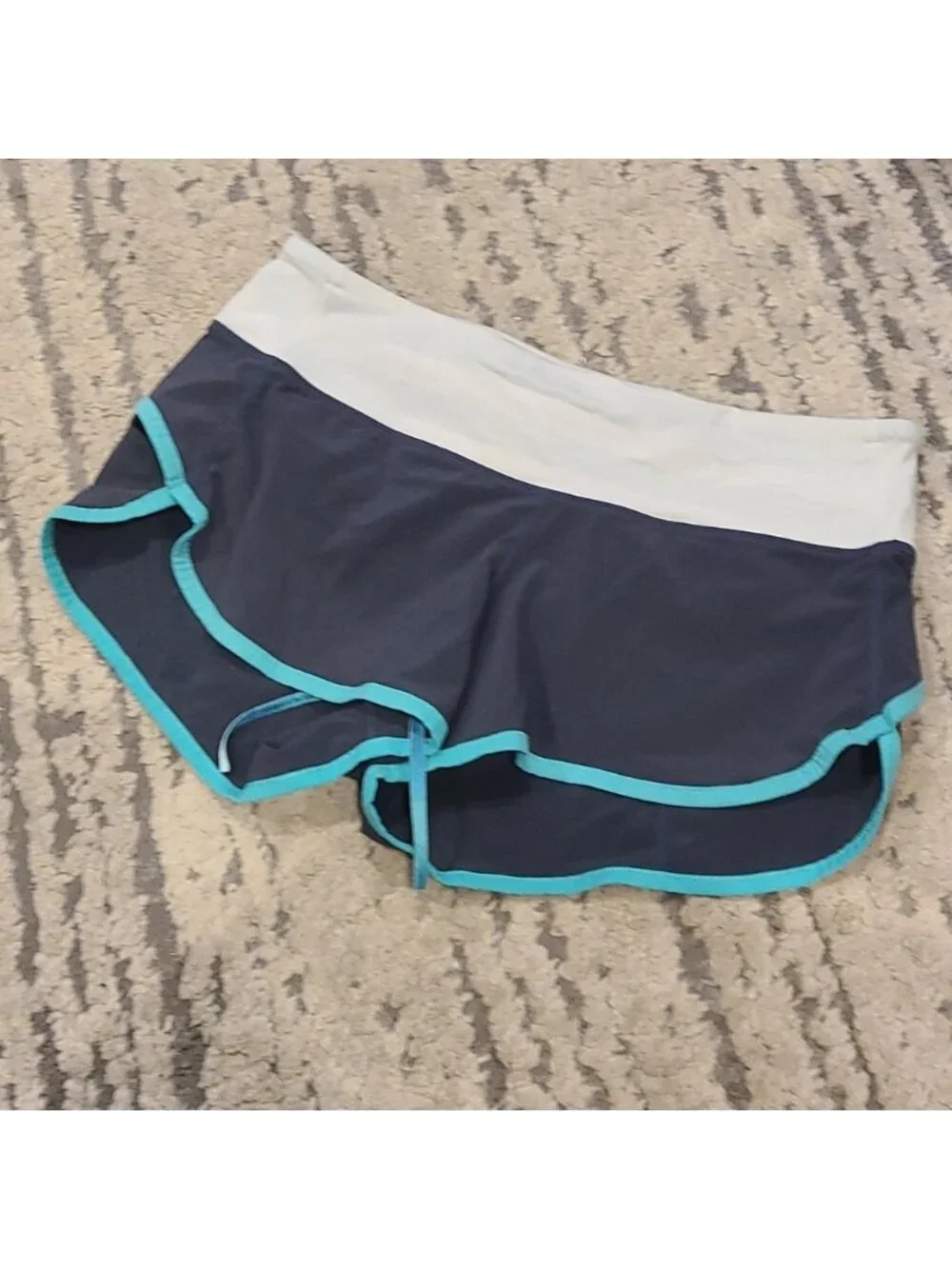 Lululemon - Speed Shorts grey, white, mint green